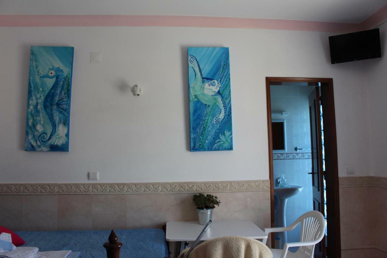 Sagres Sunny Room With Private Bathroom 300M From The Beach Exteriör bild
